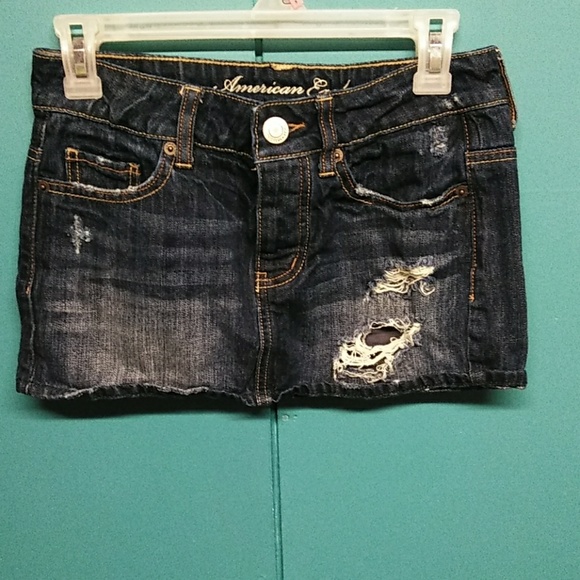 American Eagle Outfitters Dresses & Skirts - American eagle ladies skirt